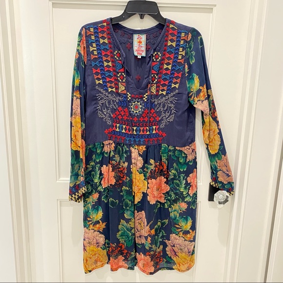 Johnny Was Dresses & Skirts - Johnny Was floral silky embroidered long sleeve dress